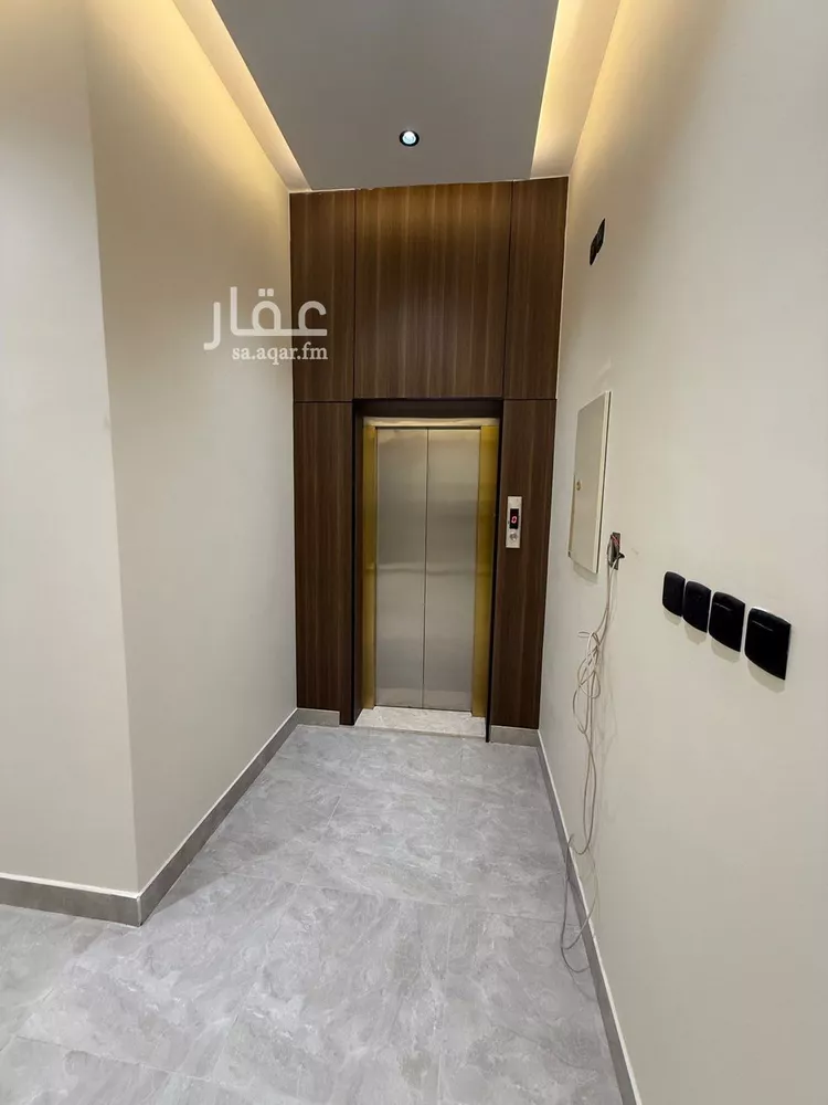 فيلا للبيع في شارع علاء الدين القرشي, حي العوالي, مدينة الرياض, منطقة الرياض صورة 5