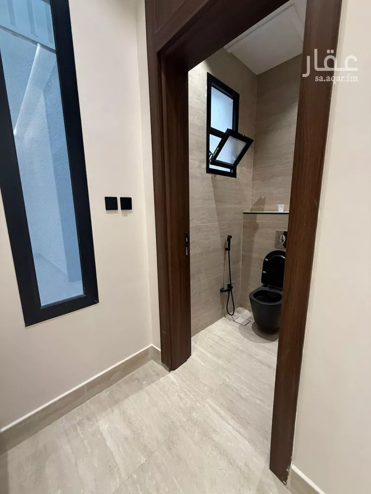 فيلا للبيع في شارع خلف بن معدان, حي بدر, مدينة الرياض, منطقة الرياض صورة 3