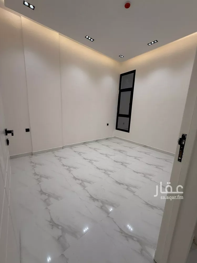 شقة للبيع في شارع محمد ابن مهيزع, حي الزهرة, مدينة الرياض, منطقة الرياض 7