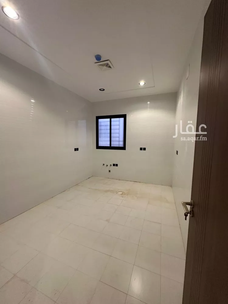 شقة للبيع في شارع محمد بن عوجان, حي الحزم, مدينة الرياض, منطقة الرياض 6