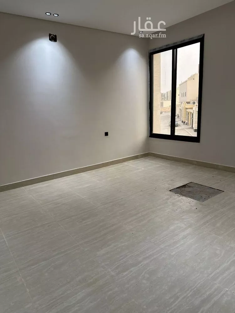 Floor for Sale in Riyadh Badr 8