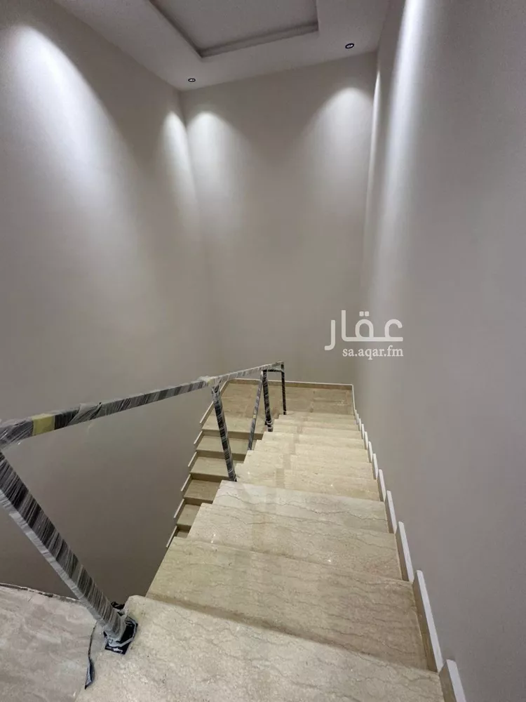 Floor for Sale in Riyadh Badr 12