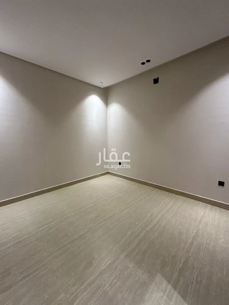 Floor for Sale in Riyadh Badr 13