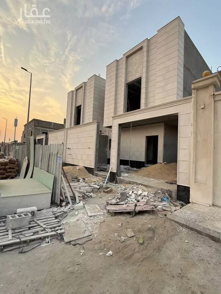 فيلا للبيع في شارع ليلى السدوسية, حي الأمانة, مدينة الدمام, المنطقة الشرقية صورة 3