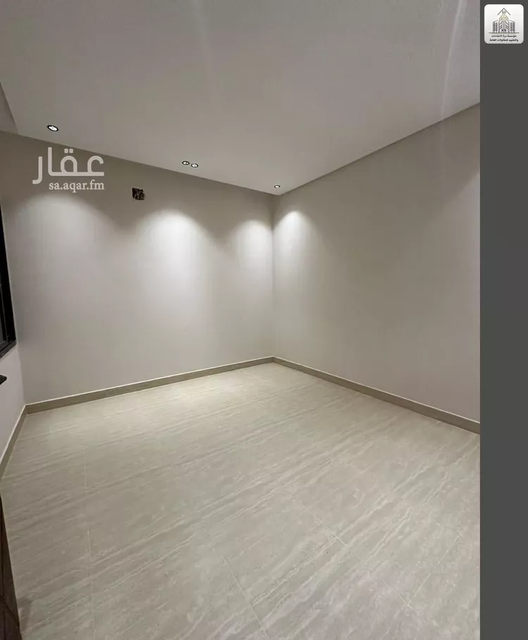 دور للبيع في شارع وادي الجرير, حي بدر, مدينة الرياض, منطقة الرياض صورة 4