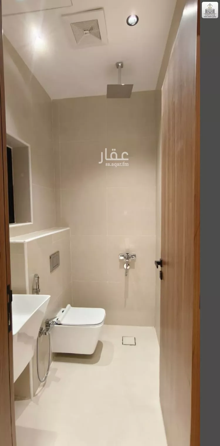 دور للبيع في شارع عبدالرحمن الرازي, حي عكاظ, مدينة الرياض, منطقة الرياض 20