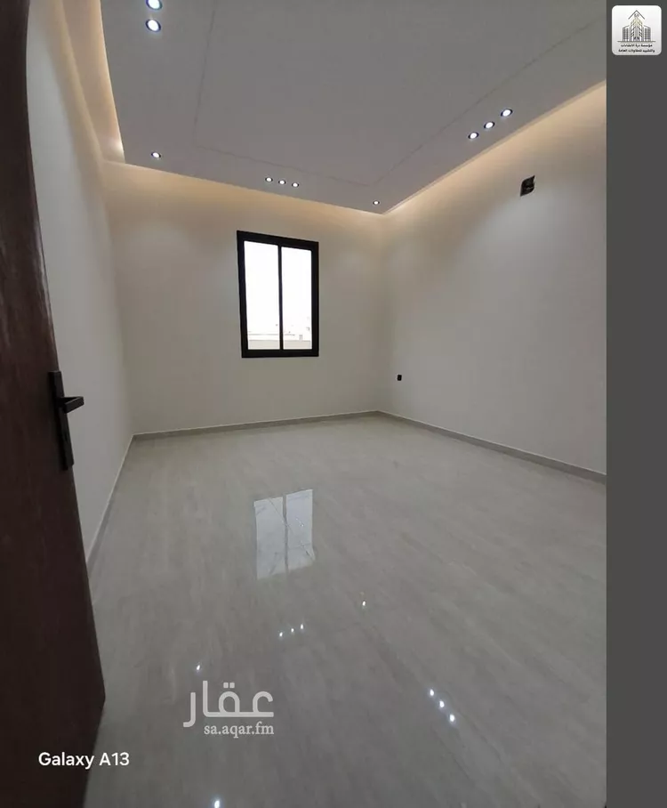 دور للبيع في شارع اللثامة, حي الحزم, مدينة الرياض, منطقة الرياض 9