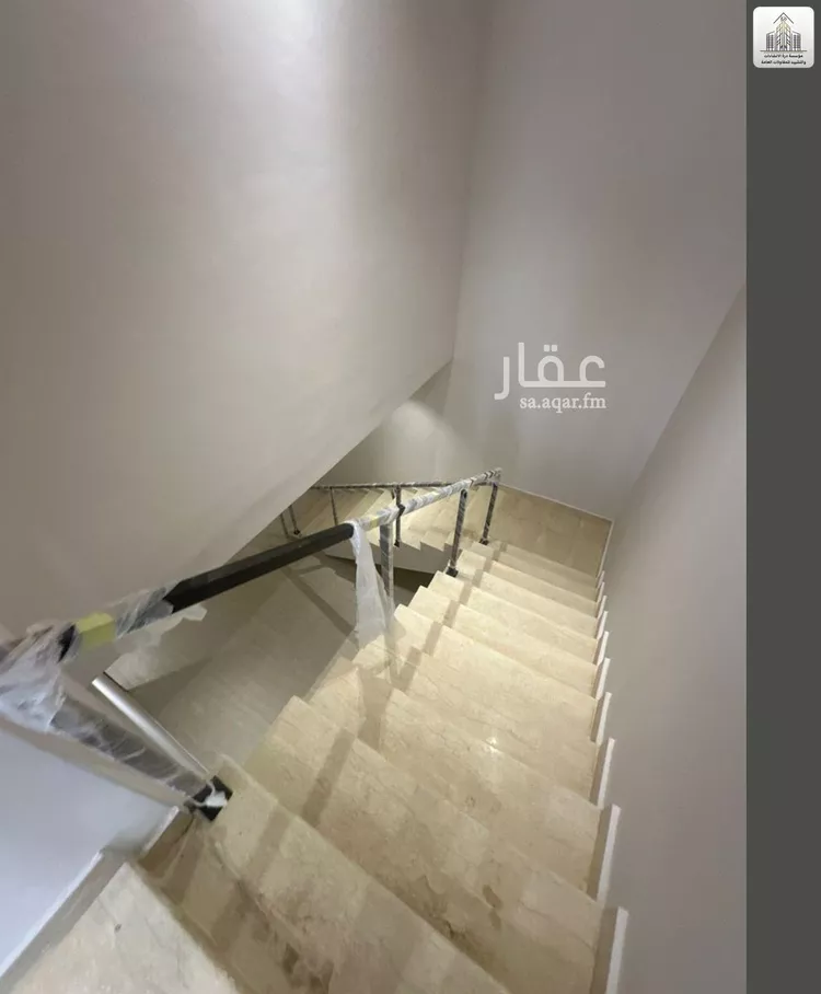 Floor for Sale in Riyadh Badr 16