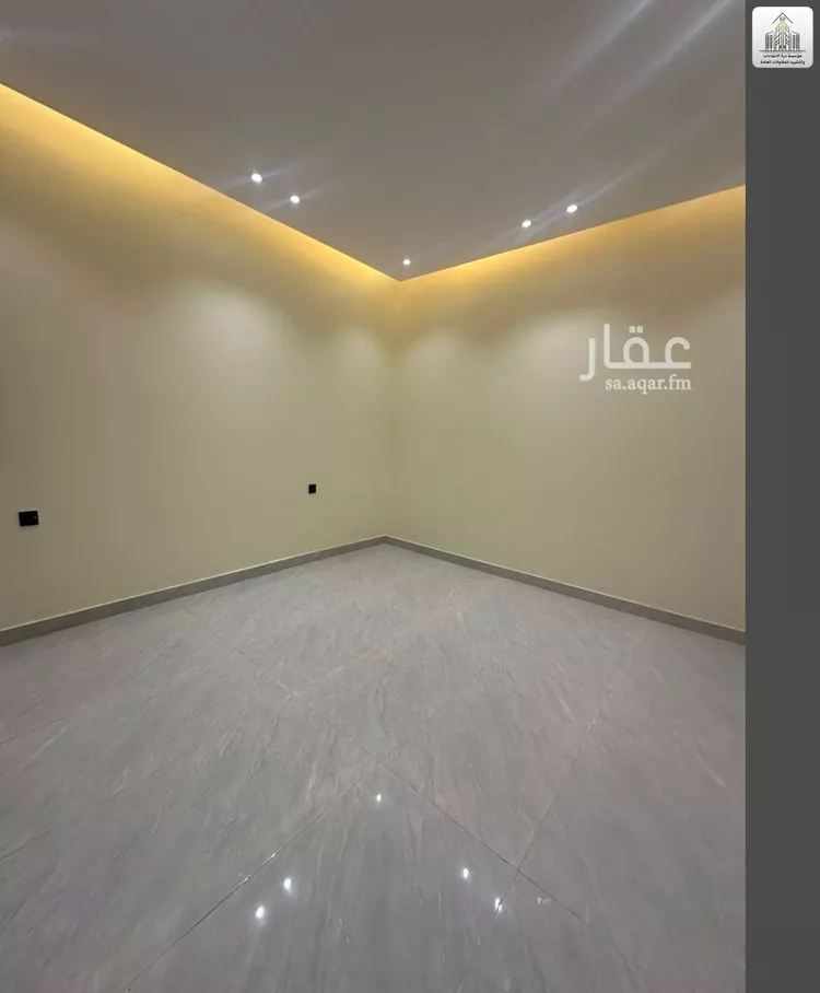 Floor for Sale in Riyadh Okaz صورة 4