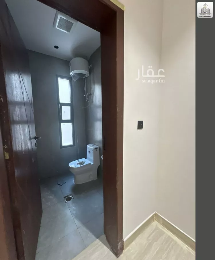 Floor for Sale in Riyadh Badr 8