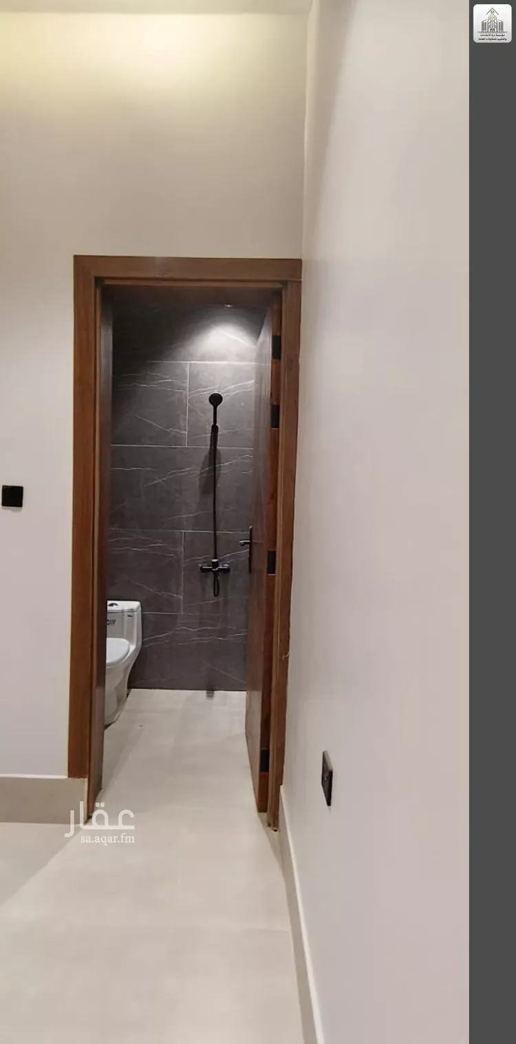 Floor for Sale in Riyadh Tuwaiq 8