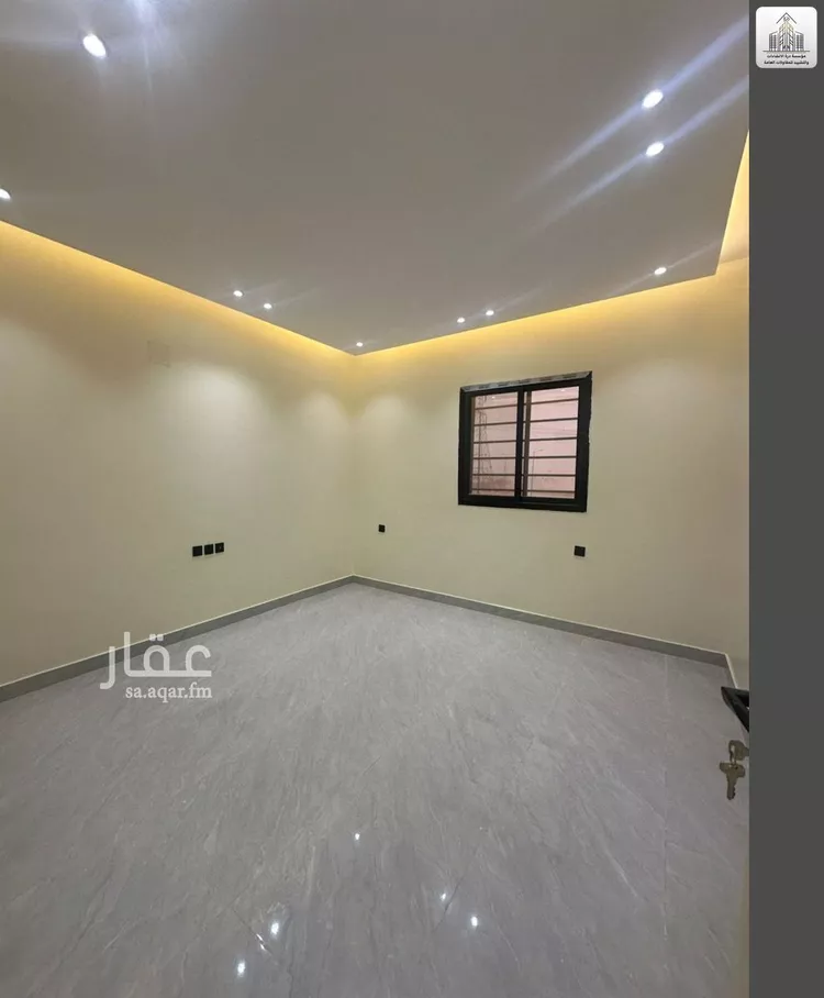 Floor for Sale in Riyadh Okaz 10