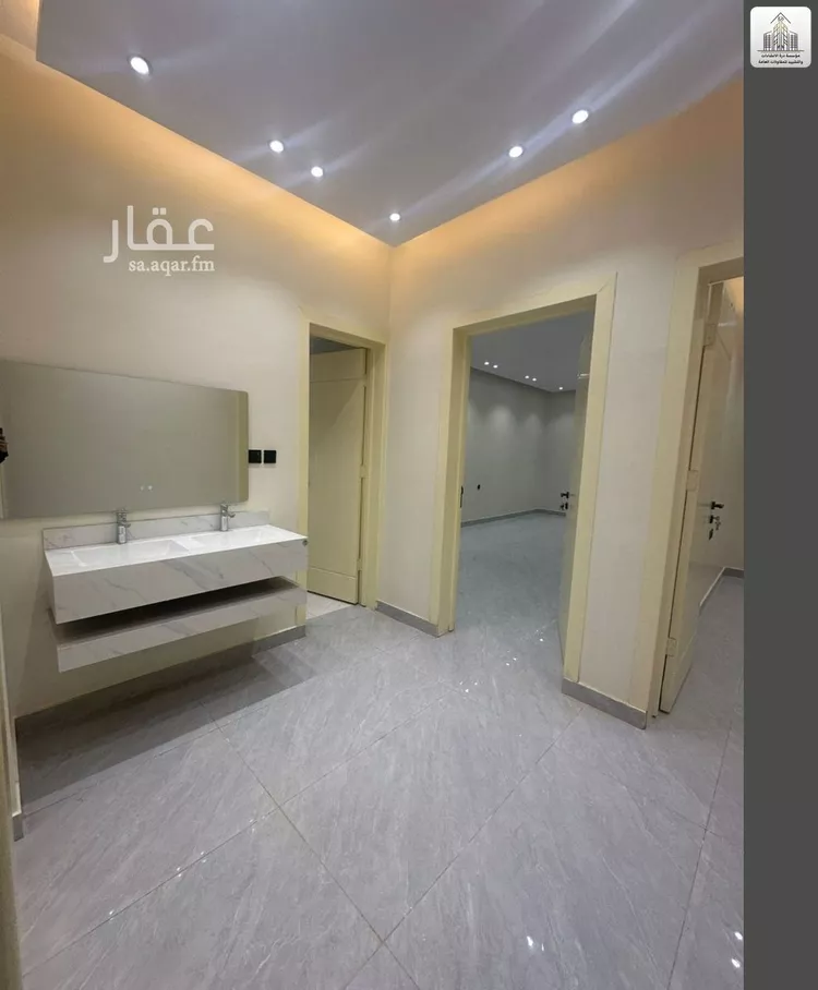 Floor for Sale in Riyadh Okaz صورة 3