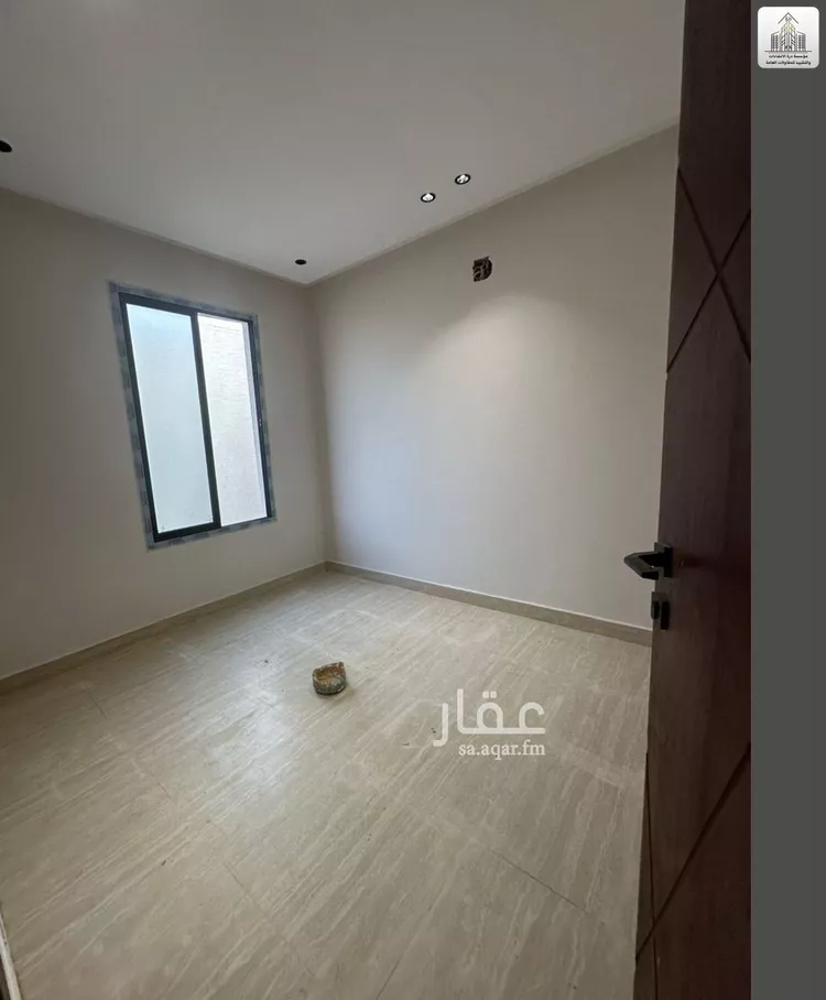 Floor for Sale in Riyadh Badr 13