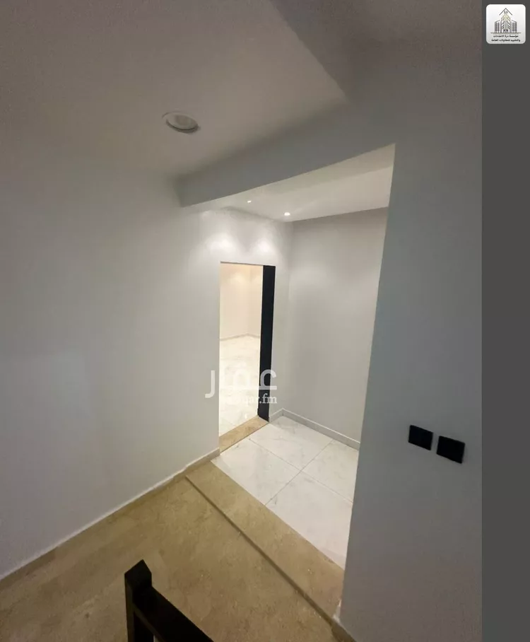 فيلا للبيع في شارع عبيدالله الهذلي, حي عكاظ, مدينة الرياض, منطقة الرياض صورة 2