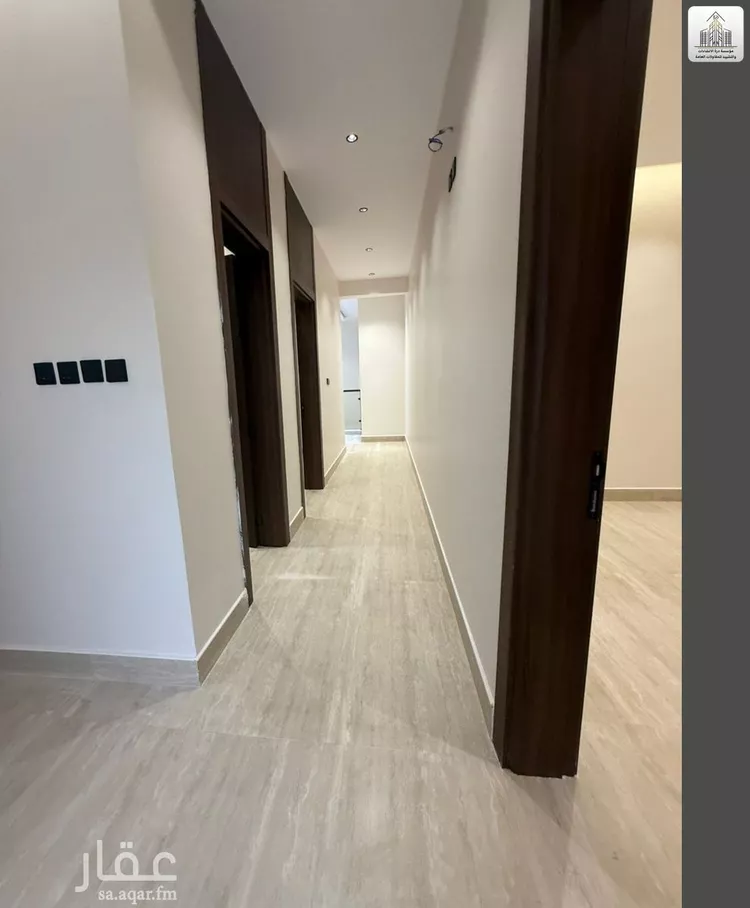 فيلا للبيع في شارع خلف بن معدان, حي بدر, مدينة الرياض, منطقة الرياض صورة 2