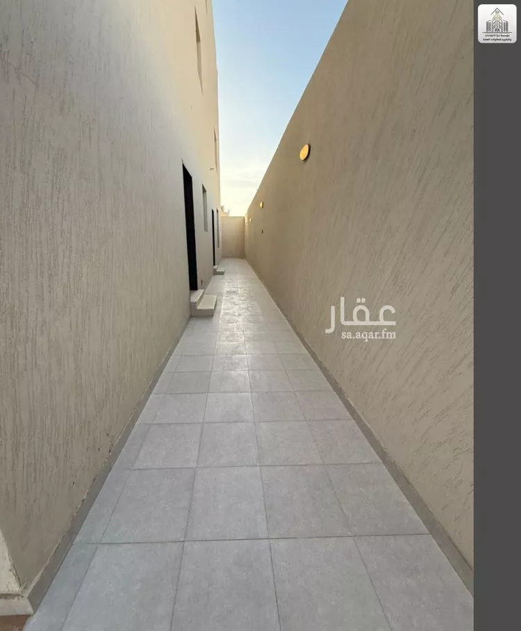 Floor for Sale in Riyadh Badr 11