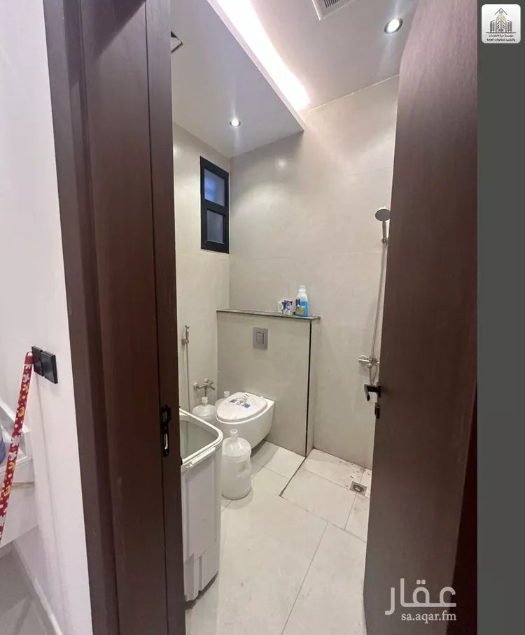 شقة للبيع في شارع الإشراف, حي بدر, مدينة الرياض, منطقة الرياض صورة 3