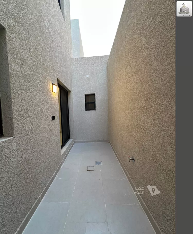 دور للبيع في شارع الحاسب, حي ديراب, مدينة الرياض, منطقة الرياض 7