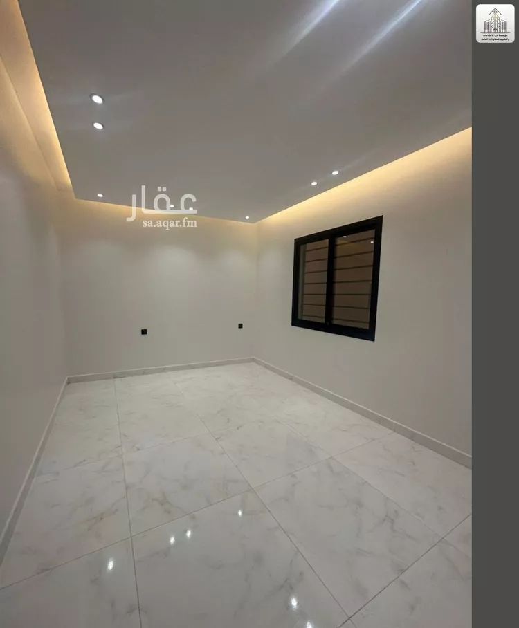 فيلا للبيع في شارع عبيدالله الهذلي, حي عكاظ, مدينة الرياض, منطقة الرياض صورة 4