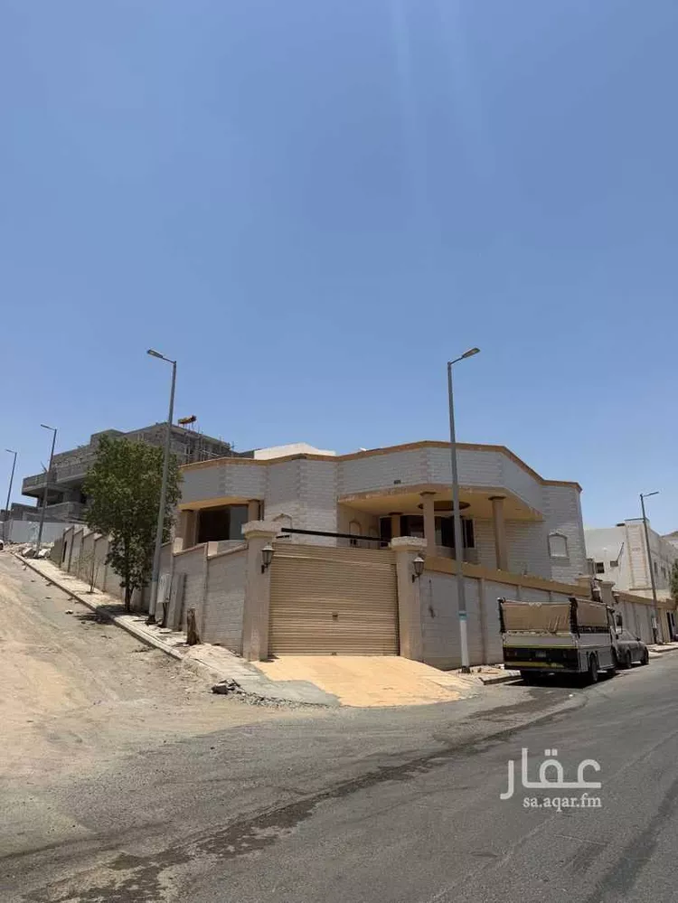 فيلا للبيع في شارع المهاجرين, حي العوالي, مدينة مكة المكرمة, منطقة مكة المكرمة صورة 2