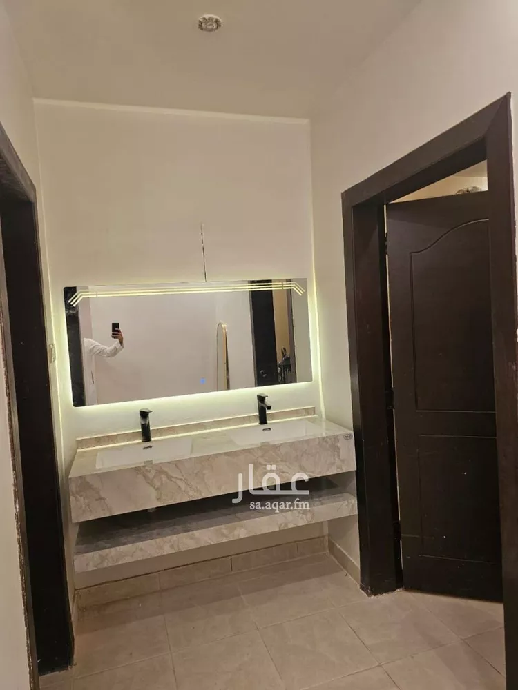 فيلا للبيع في شارع الرخام, حي الياسمين, مدينة الرياض, منطقة الرياض صورة 2