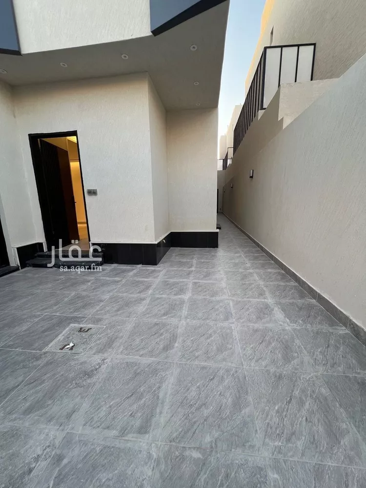 فيلا للبيع في شارع ابي رفاعة العدوي, حي الرمال, مدينة الرياض, منطقة الرياض