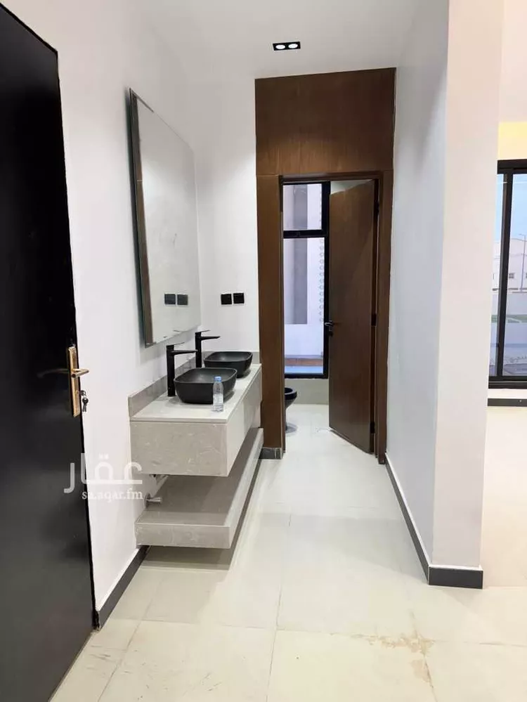 فيلا للإيجار في شارع الميناء, حي الندوة, مدينة الرياض, منطقة الرياض صورة 2