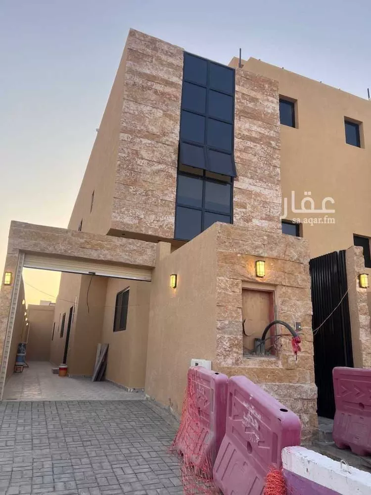 دور للبيع في شارع وادي حوران, حي الزهرة, مدينة الرياض, منطقة الرياض صورة 2