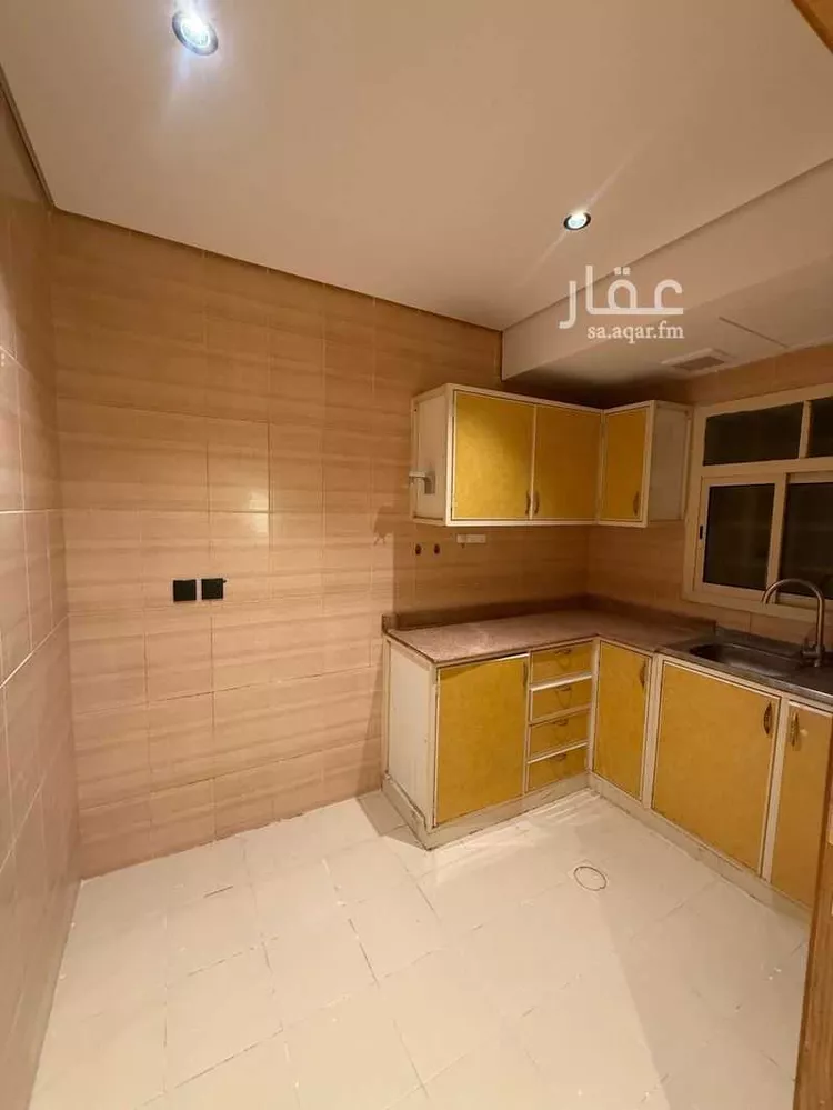 شقة للإيجار في شارع الأحمدي, حي التعاون, مدينة الرياض, منطقة الرياض صورة 2