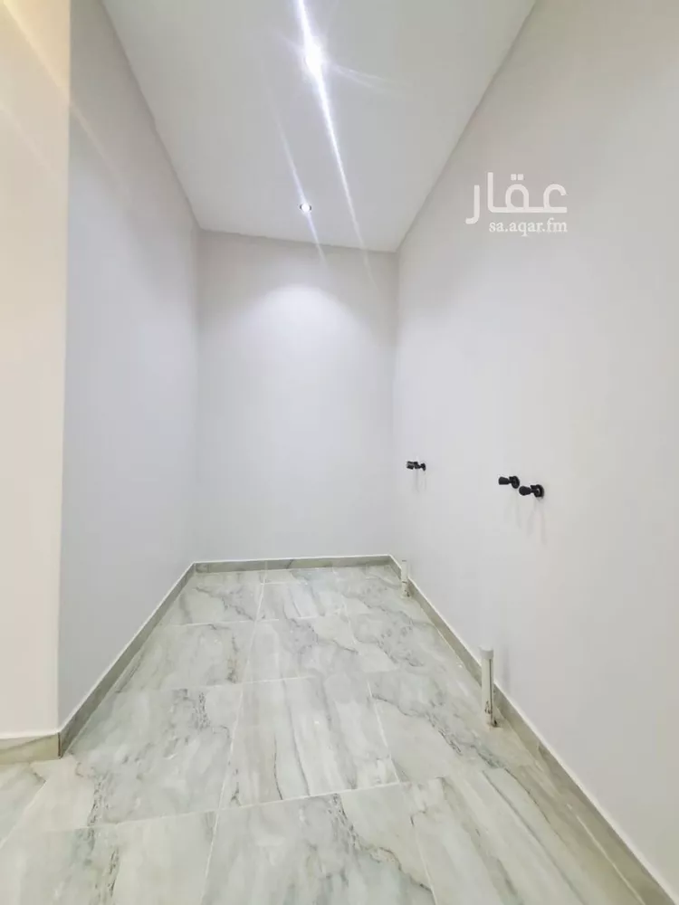 دور للبيع في شارع فارس العشيره, حي طويق, مدينة الرياض, منطقة الرياض 12