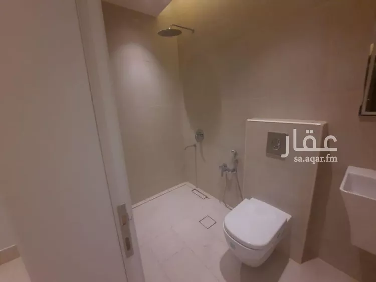 شقة للبيع في شارع القريات, حي الندى, مدينة الرياض, منطقة الرياض صورة 3