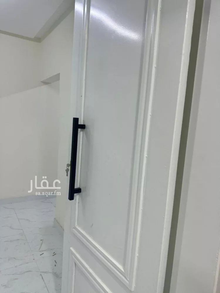 عمارة للبيع في شارع الردهة, حي اليمامة, مدينة الرياض, منطقة الرياض صورة 5