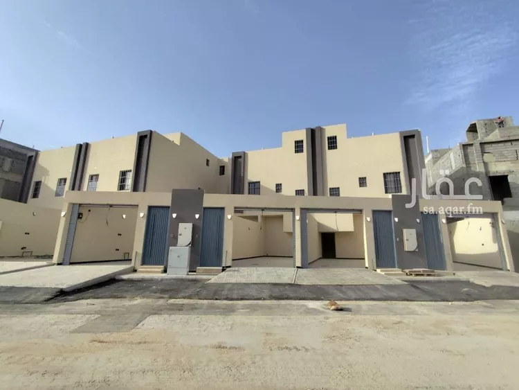 دور للبيع في شارع حسان بن قيس, حي بدر, مدينة الرياض, منطقة الرياض صورة 2