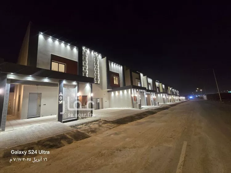 دور للبيع في شارع رقم 65, حي الجنادرية, مدينة الرياض, منطقة الرياض صورة 2