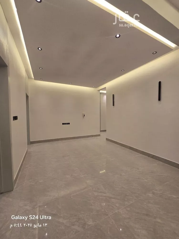 دور للبيع في شارع حسان بن قيس, حي بدر, مدينة الرياض, منطقة الرياض صورة 4