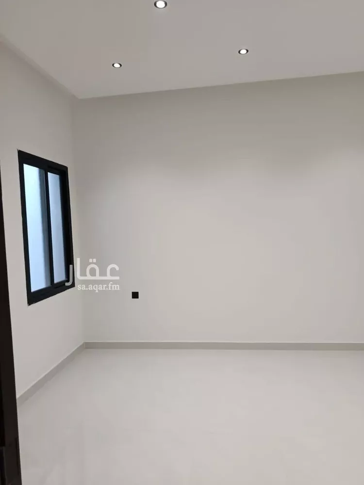 دور للبيع في شارع حسان بن قيس, حي بدر, مدينة الرياض, منطقة الرياض صورة 2