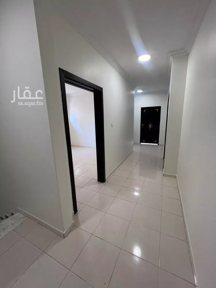 فيلا للإيجار في شارع رقم 371, حي المونسية, مدينة الرياض, منطقة الرياض 8