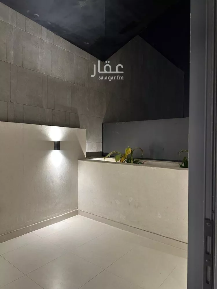 Floor for Sale in Riyadh An Narjis 8