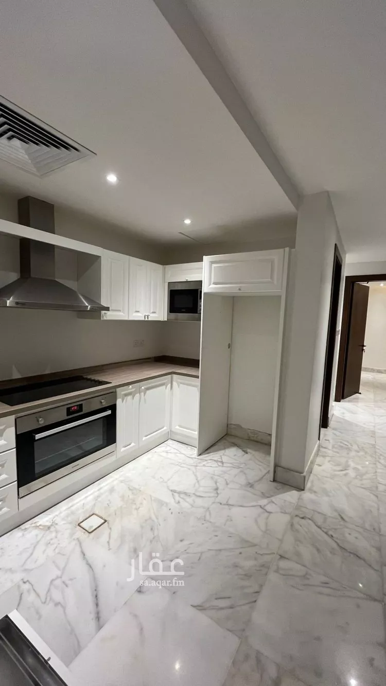 فيلا للبيع في شارع القصر, حي العارض, مدينة الرياض, منطقة الرياض صورة 2