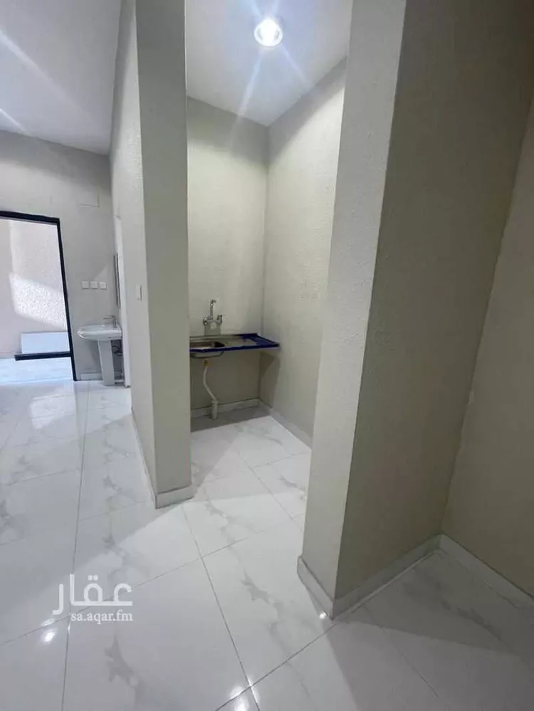 غرفة للإيجار في شارع 55 الشرقية ، حي الشرفية ، أبها ، منطقة عسير صورة 3