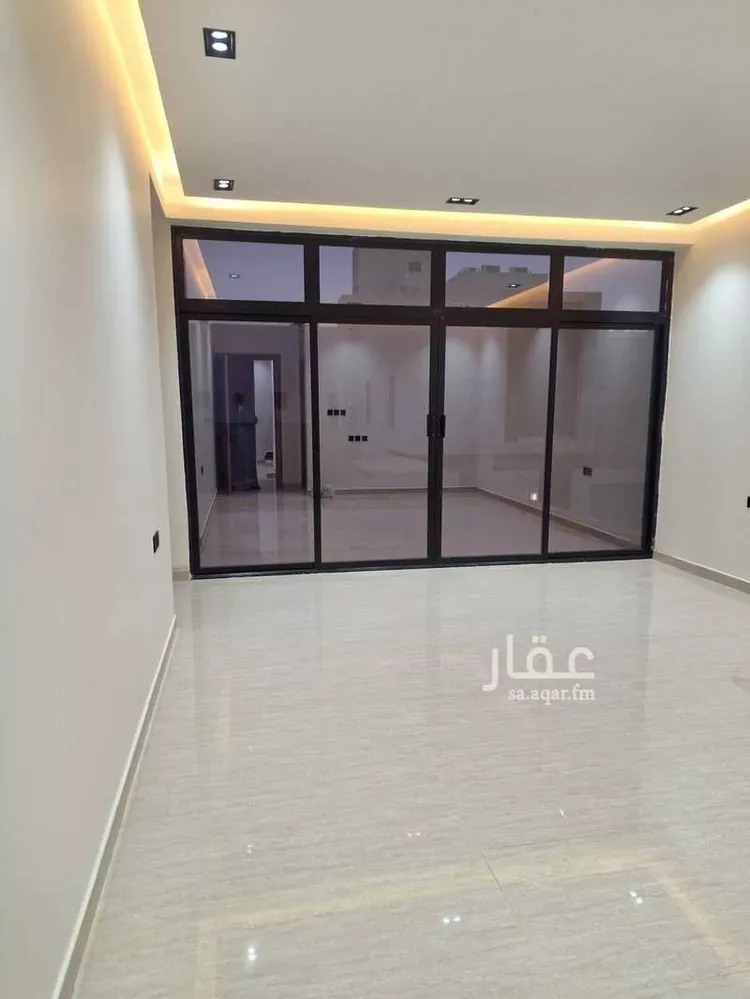 فيلا للإيجار في شارع الرواجي, حي السعادة, مدينة الرياض, منطقة الرياض صورة 4