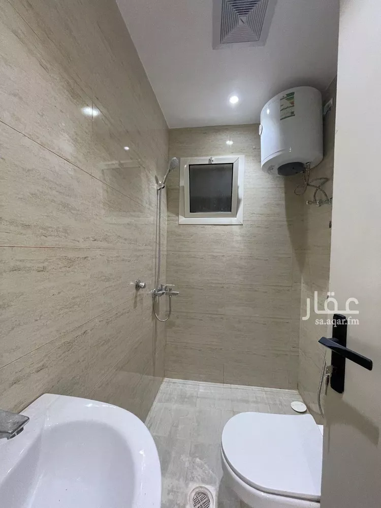 عمارة للإيجار في شارع ناصر الحصام, حي المروة, مدينة الرياض, منطقة الرياض صورة 5