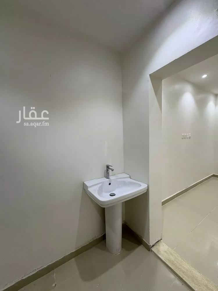 شقة للإيجار في شارع عشيرة, حي بدر, مدينة الرياض, منطقة الرياض صورة 4
