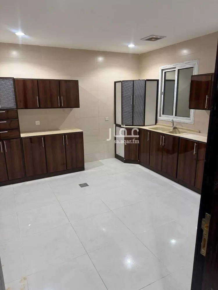 شقة للإيجار في شارع العواصم, حي الشعلة, مدينة الدمام, المنطقة الشرقية صورة 2