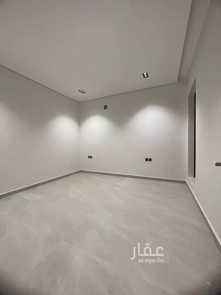 دور للإيجار في شارع عايض بن خوليد, حي بدر, مدينة الرياض, منطقة الرياض صورة 3