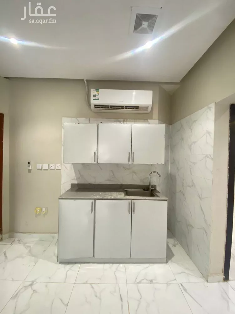 شقة للإيجار في شارع زيد البغدادي, حي الوزارات, مدينة الرياض, منطقة الرياض صورة 4