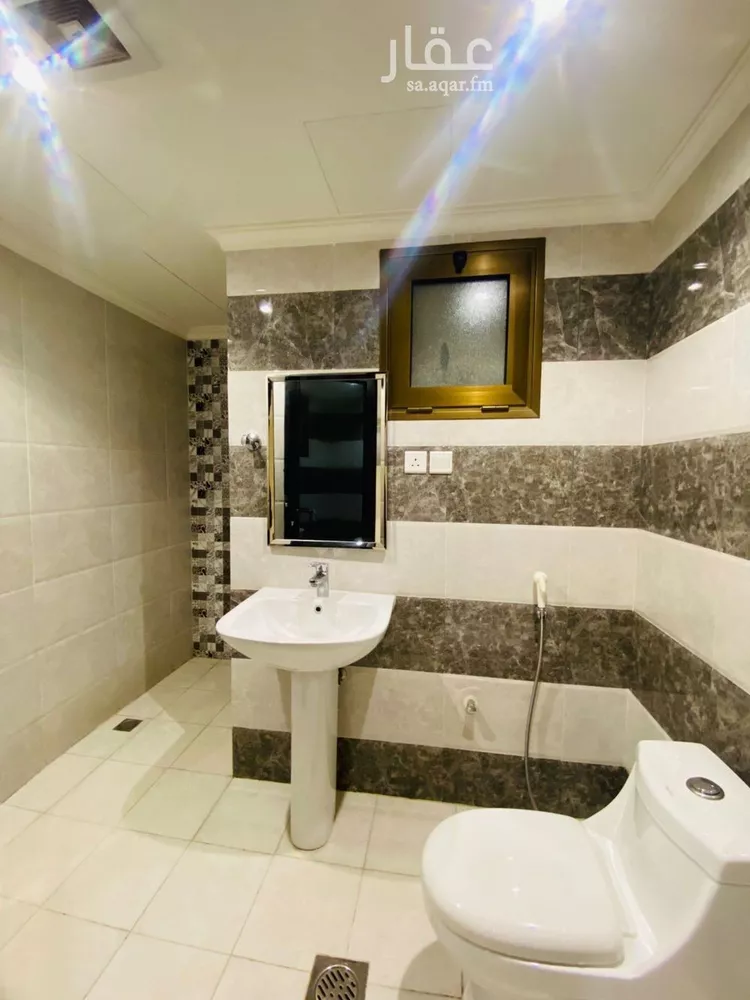 شقة للإيجار في شارع الثامن عشر, حي الزهور, مدينة الدمام, المنطقة الشرقية صورة 3