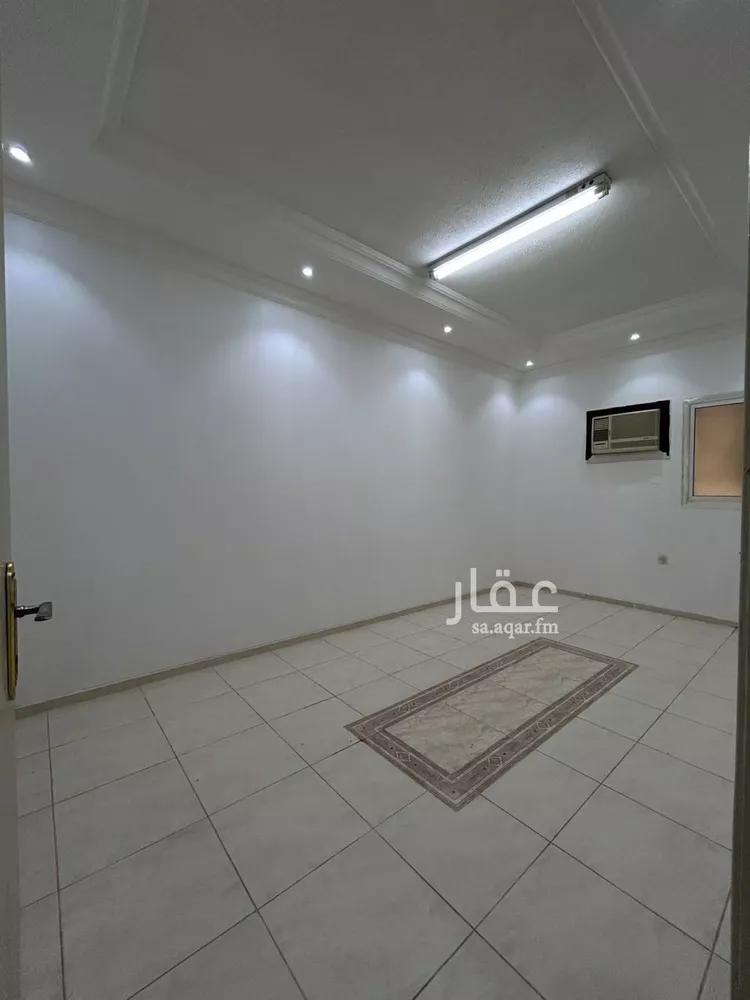 Apartment for Rent in Riyadh Al Wizarat 9