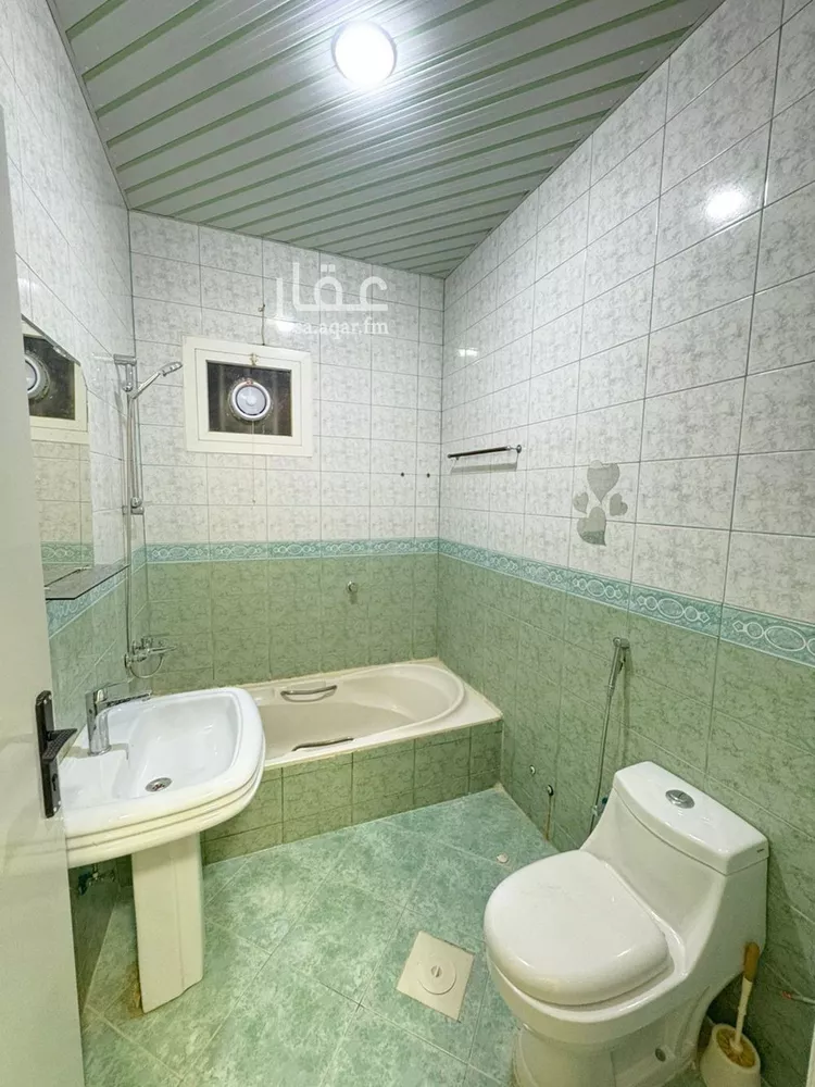 شقة للإيجار في شارع الحسين بن القاسم, حي نمار, مدينة الرياض, منطقة الرياض صورة 3